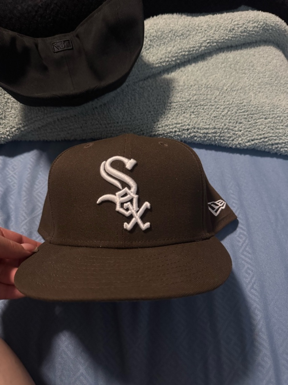 New Era 59FIFTY Chicago White Sox Fitted Cap - Brown and Black with White Logo